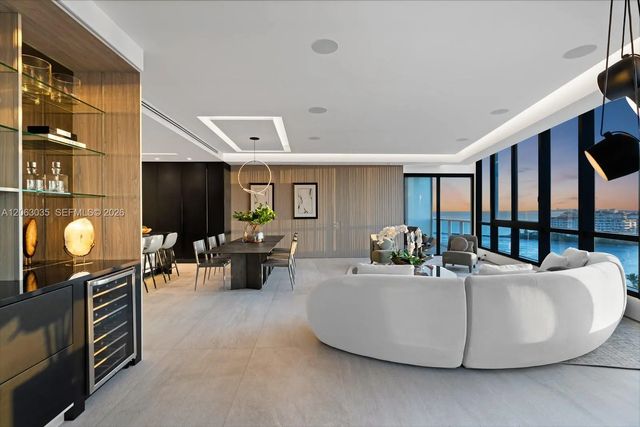 4 of 37 - 100 S Pointe Drive #1201/1202, Miami Beach, FL