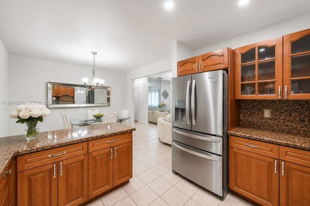 4 of 25 - 291 W 47th Street, Hialeah, FL