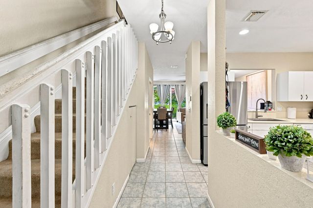 3 of 39 - 5477 Nw 90th Terrace, Sunrise, FL