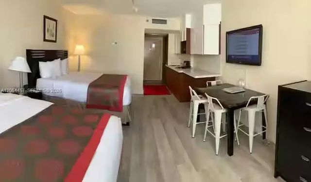3 of 11 - 19201 Collins Avenue #328, Sunny Isles Beach, FL
