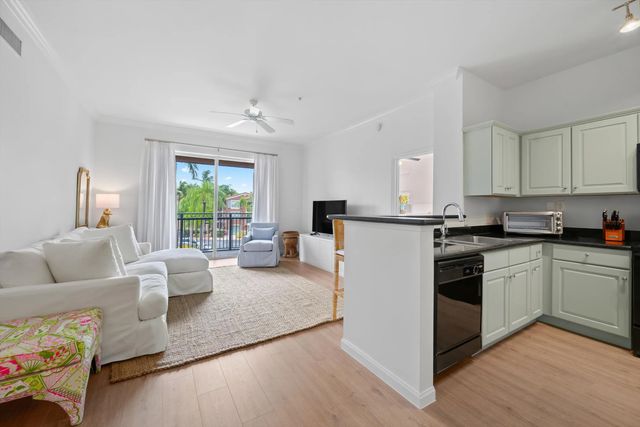 11740 St Andrews Place #304, Wellington
