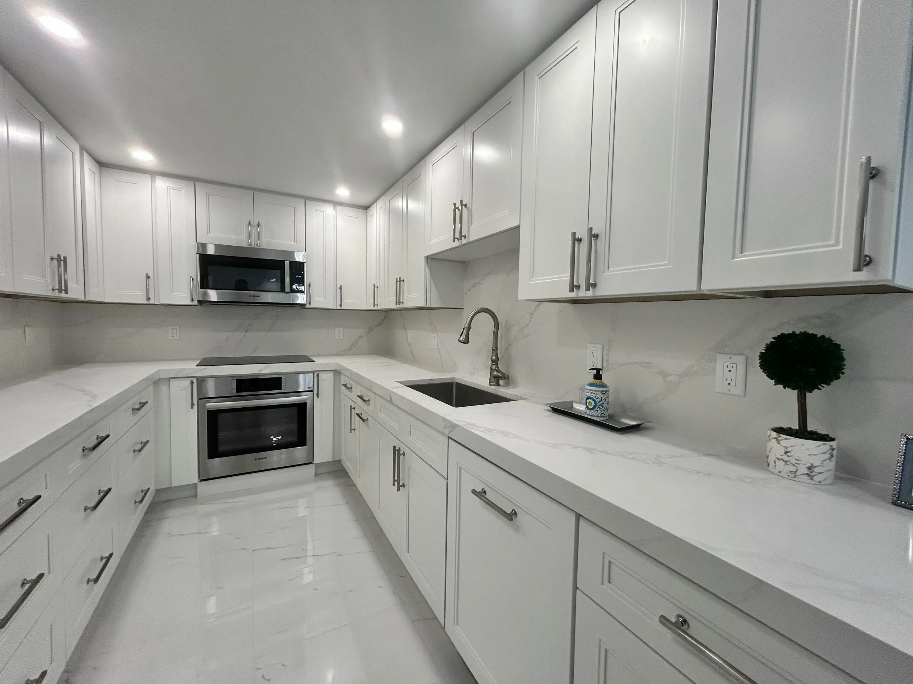 3546 S Ocean Boulevard #405, South Palm Beach, FL, 33480