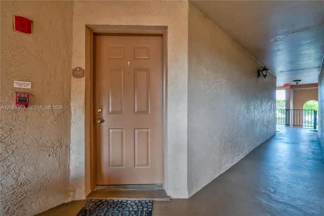 2 of 17 - 2866 S University Drive #5307, Davie, FL