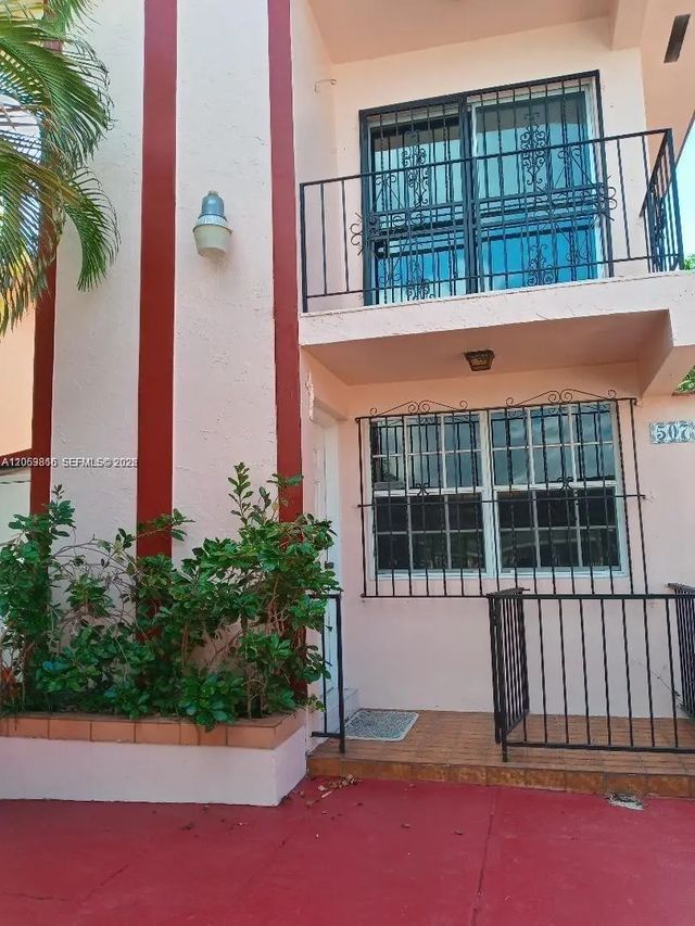 2 of 12 - 507 Flagami Boulevard, Miami, FL