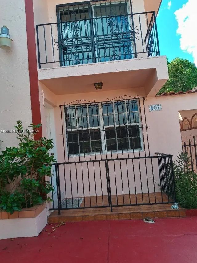 3 of 12 - 507 Flagami Boulevard, Miami, FL