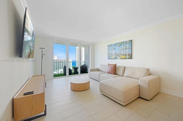 3 of 16 - 19370 Collins Avenue #1403, Sunny Isles Beach, FL