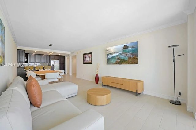 4 of 16 - 19370 Collins Avenue #1403, Sunny Isles Beach, FL
