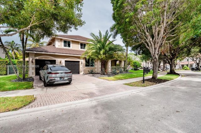 4 of 36 - 3917 Heron Ridge Lane, Weston, FL