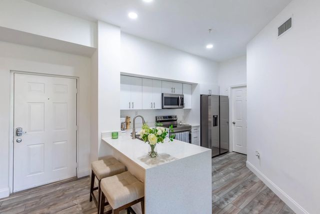 11790 Saint Andrews Place #305, Wellington