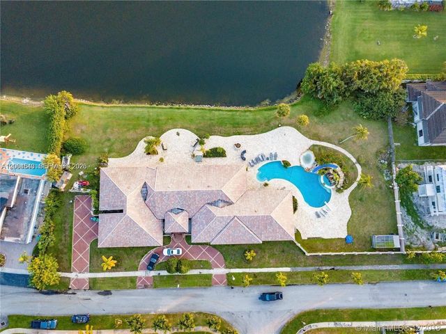 3 of 42 - 7248 Nw 48th Court, Lauderhill, FL
