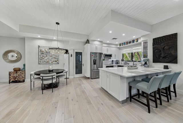 2 of 32 - 1556 S Ocean Lane #204, Fort Lauderdale, FL