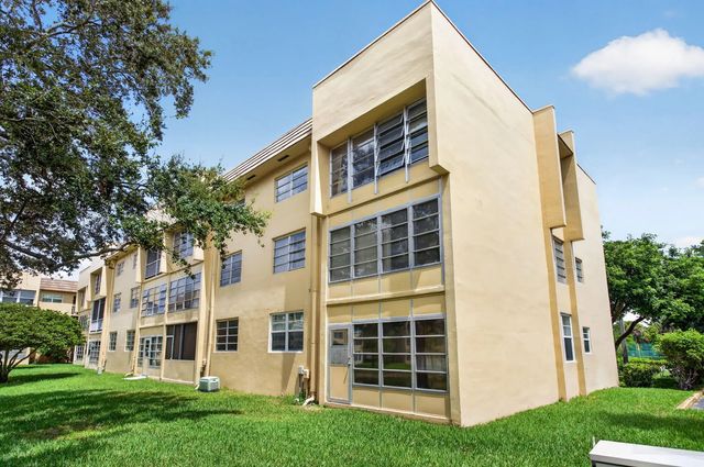 2 of 25 - 6350 Nw 62nd Street #201, Tamarac, FL