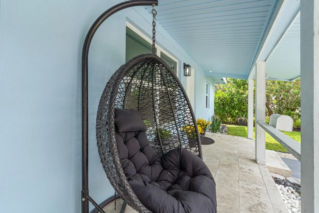 5 of 48 - 5296 Ne 2nd Terrace, Oakland Park, FL