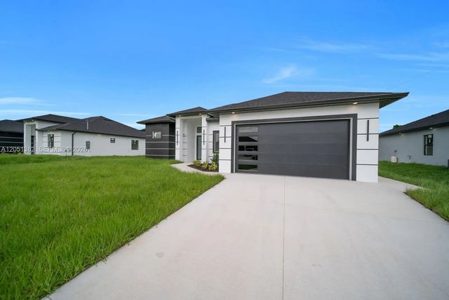 2 of 43 - 3618 6th Street Sw, Lehigh Acres, FL
