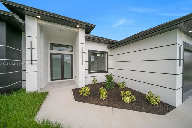 4 of 43 - 3618 6th Street Sw, Lehigh Acres, FL