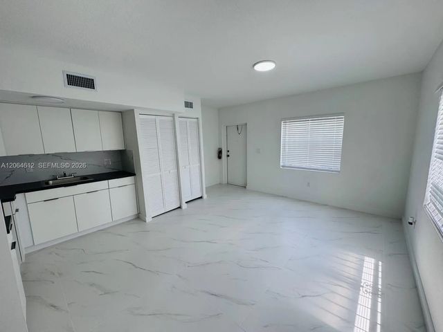 4 of 11 - 8440 Nw 4th Avenue #8440, Miami, FL