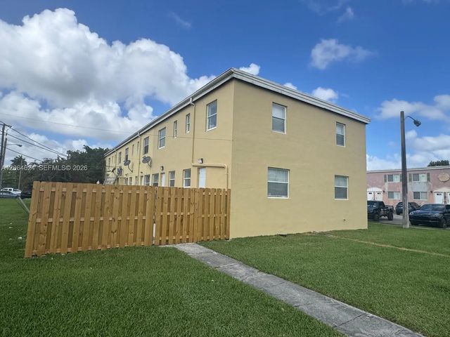 8454 Nw 4th Avenue #8454, Miami