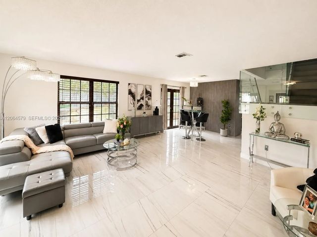 3 of 33 - 18758 Nw 78th Place, Hialeah, FL