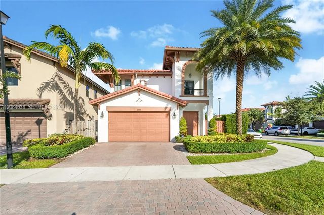 8723 Nw 102nd Place, Doral