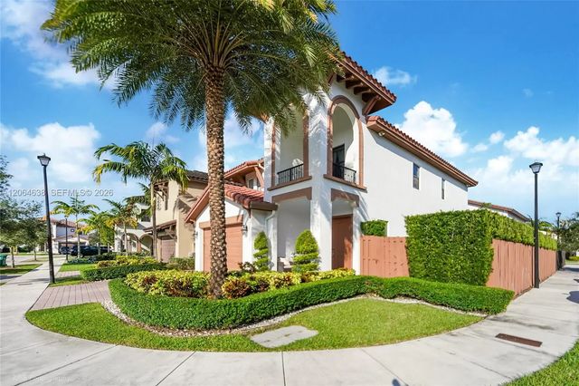 2 of 26 - 8723 Nw 102nd Place, Doral, FL