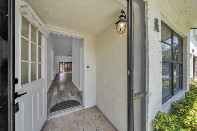 5 of 54 - 1020 Parkside Green Drive #a, Greenacres, FL