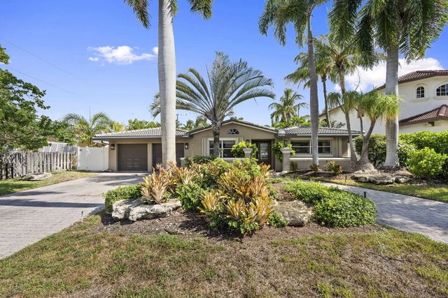 2 of 46 - 2729 Ne 30th Street, Lighthouse Point, FL