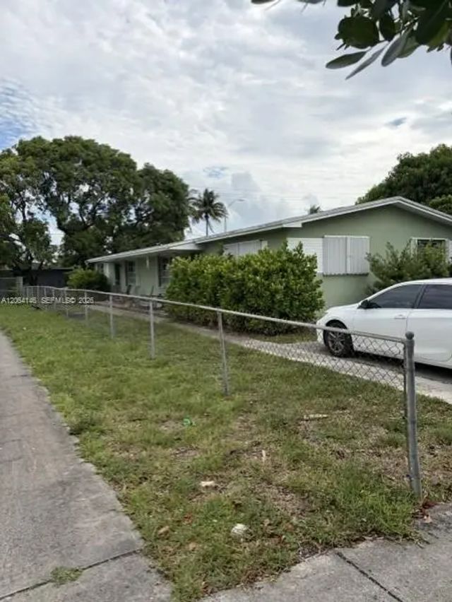 2 of 34 - 210 E 10th Street, Hialeah, FL