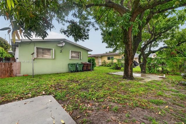 3 of 34 - 210 E 10th Street, Hialeah, FL