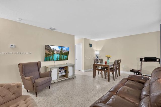 4 of 34 - 210 E 10th Street, Hialeah, FL