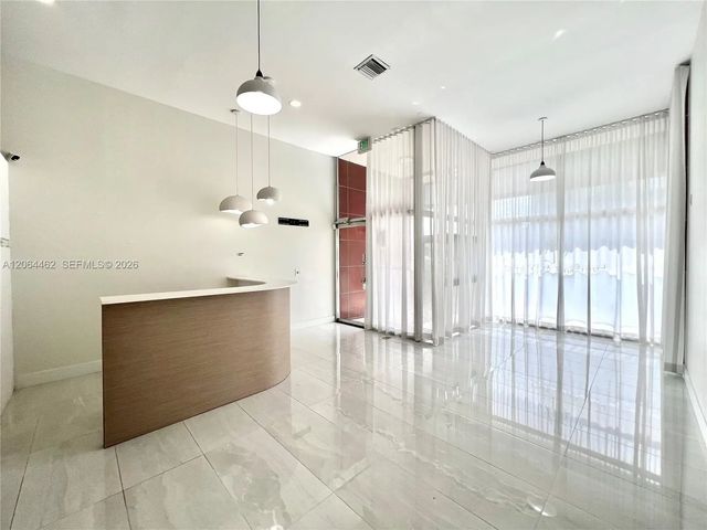 3 of 17 - 1400 Ponce De Leon Boulevard, Coral Gables, FL