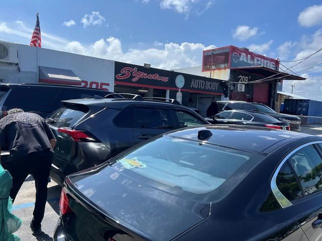 205 N Dixie Highway, Hallandale Beach