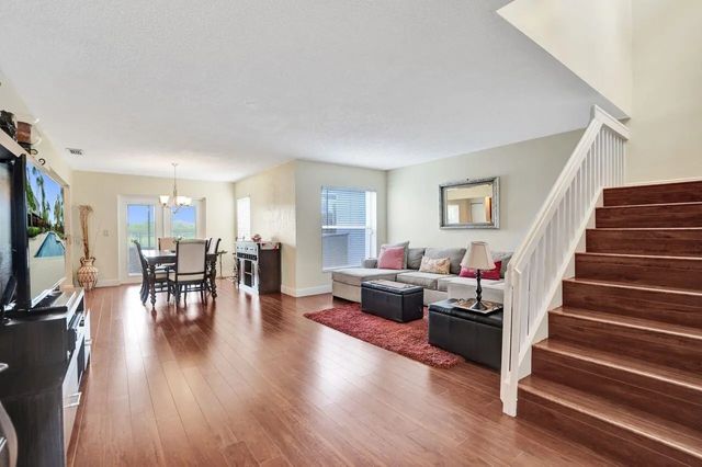 5 of 38 - 4737 Grapevine Way, Davie, FL