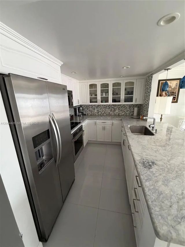 5 of 24 - 2761 Ne 165th Terrace #27, North Miami Beach, FL