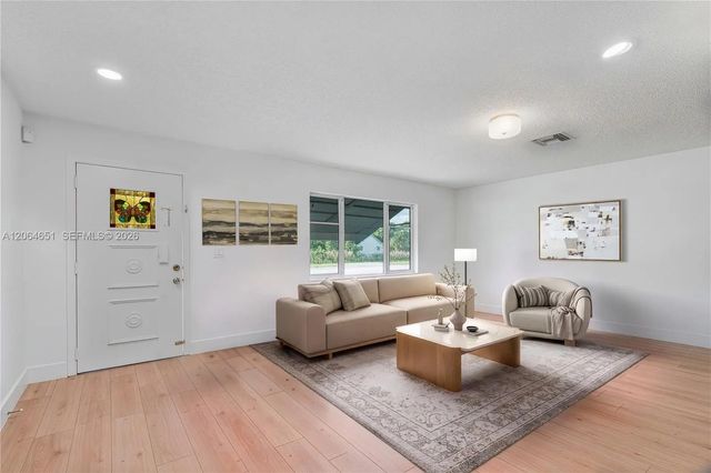 2 of 14 - 8830 Nw 17th Street, Plantation, FL