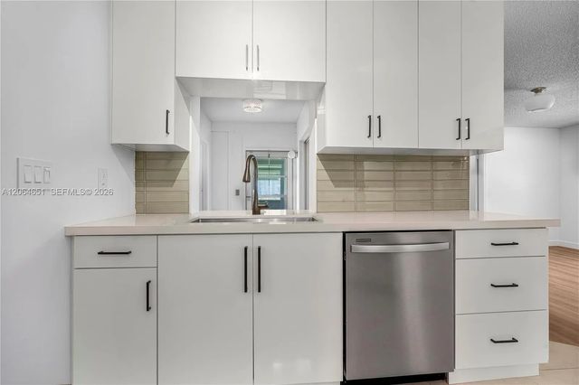 5 of 14 - 8830 Nw 17th Street, Plantation, FL