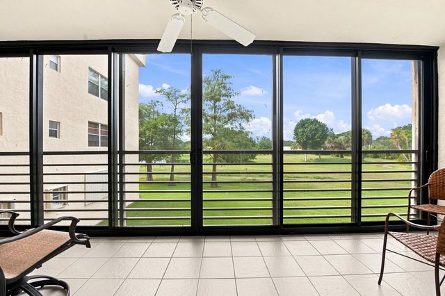 3231 Holiday Springs Boulevard #205, Margate