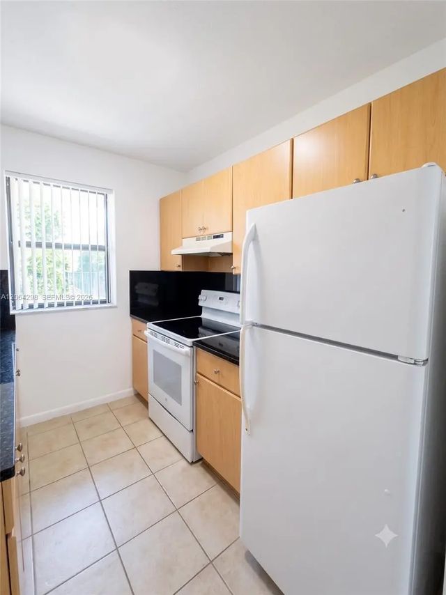 2 of 7 - 7220 Nw 179 Street #201, Hialeah, FL