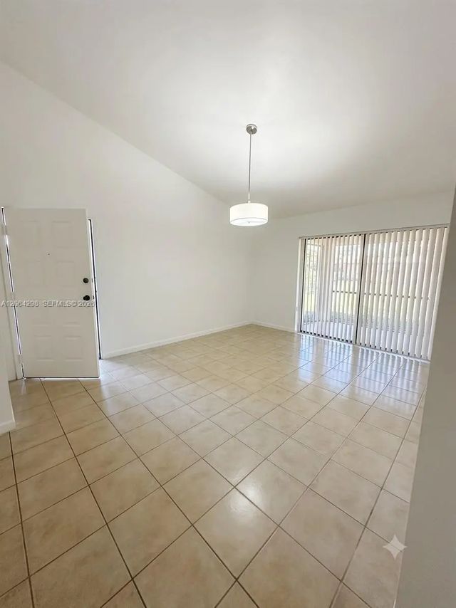 5 of 7 - 7220 Nw 179 Street #201, Hialeah, FL