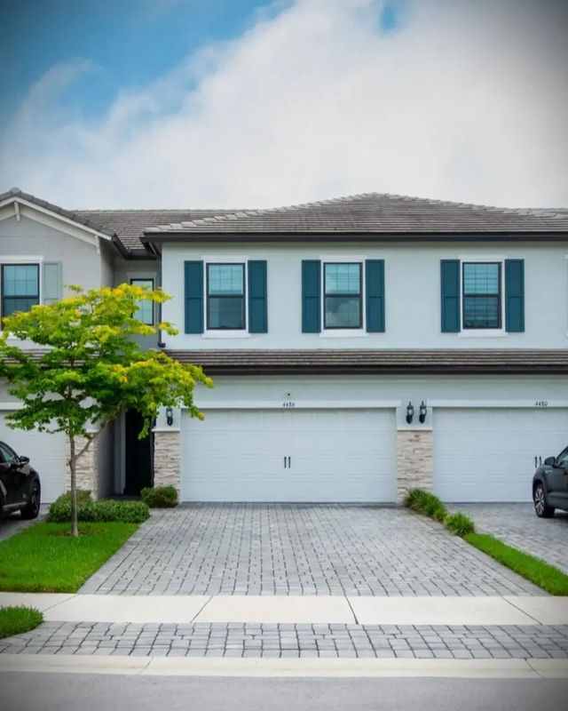 2 of 26 - 4486 Appleton Circle W, Oakland Park, FL