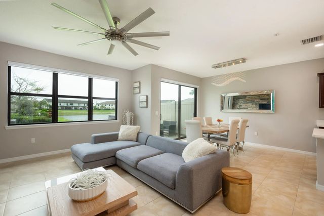 5 of 26 - 4486 Appleton Circle W, Oakland Park, FL