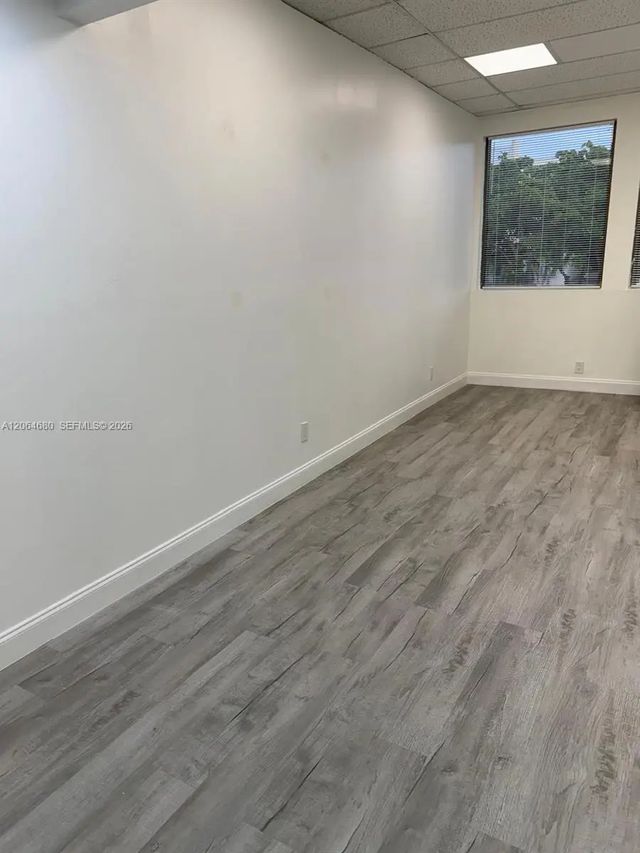 3 of 5 - 10585 Sw 109th Court, Miami, FL