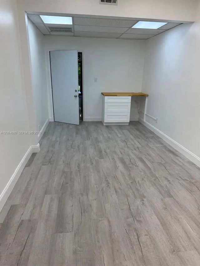 4 of 5 - 10585 Sw 109th Court, Miami, FL