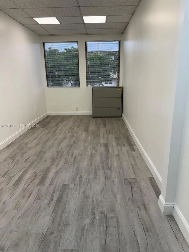 5 of 5 - 10585 Sw 109th Court, Miami, FL