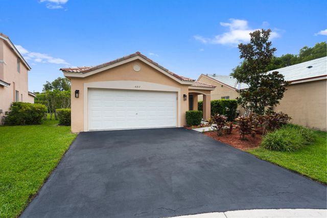 4217 Cherrywood Court, Weston