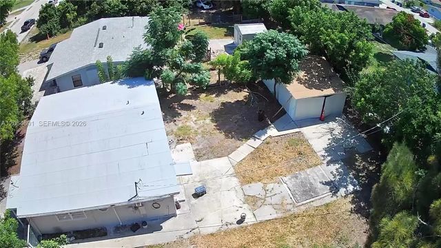 2 of 23 - 5442 Fourth Avenue, Fort Myers, FL