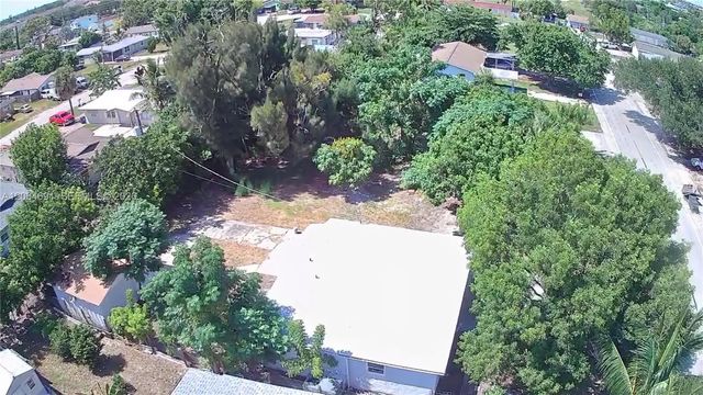 5 of 23 - 5442 Fourth Avenue, Fort Myers, FL