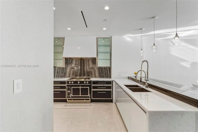 5 of 16 - 17901 Collins Avenue #1803, Sunny Isles Beach, FL