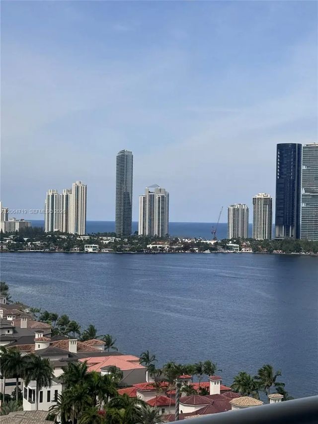 4000 Island Boulevard #1804, Aventura