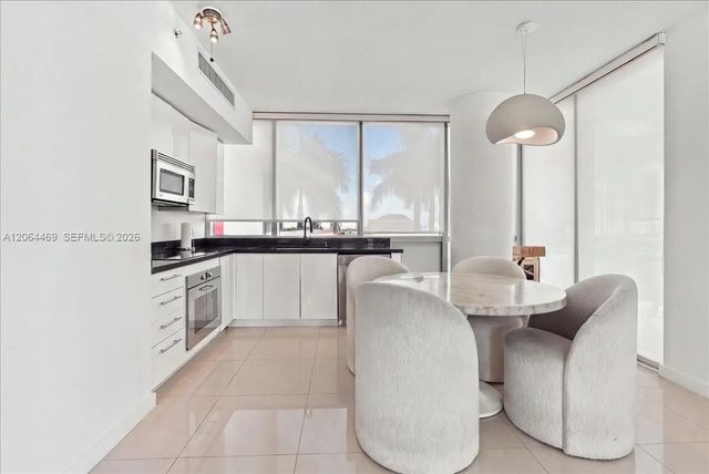 3 of 42 - 92 Sw 3rd Street #1210, Miami, FL