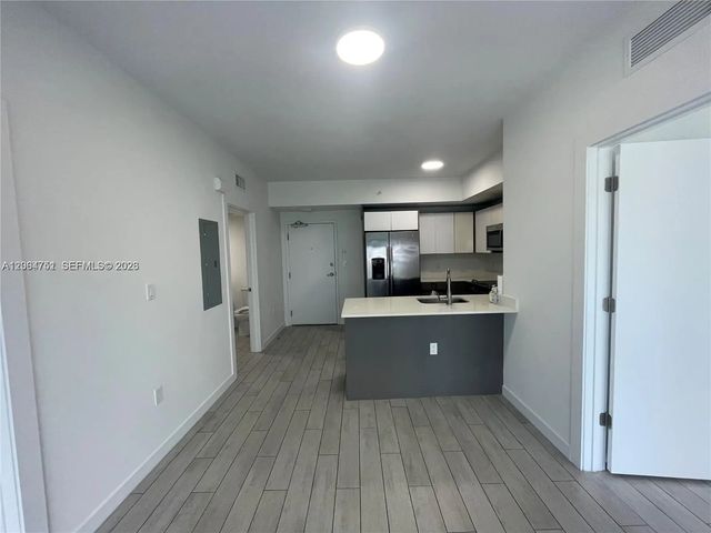 5 of 33 - 321 Ne 26th Street #512, Miami, FL